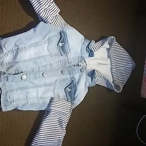 Denim Jacket With hood and sleeves